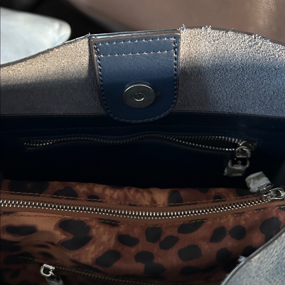Co-Lab Shoulder Bag - Picture 16 of 16